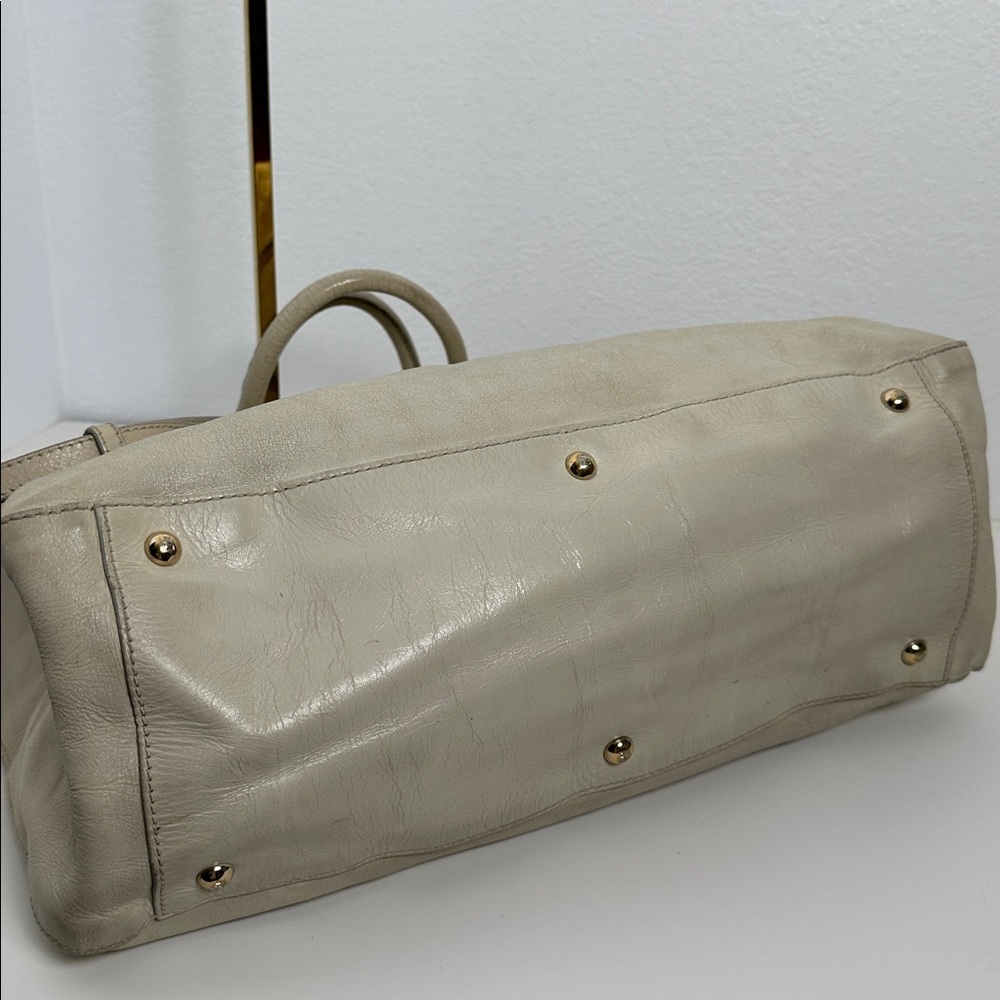 💯Authentic Fendi Leather Tote Bag🍀 - Picture 9 of 16